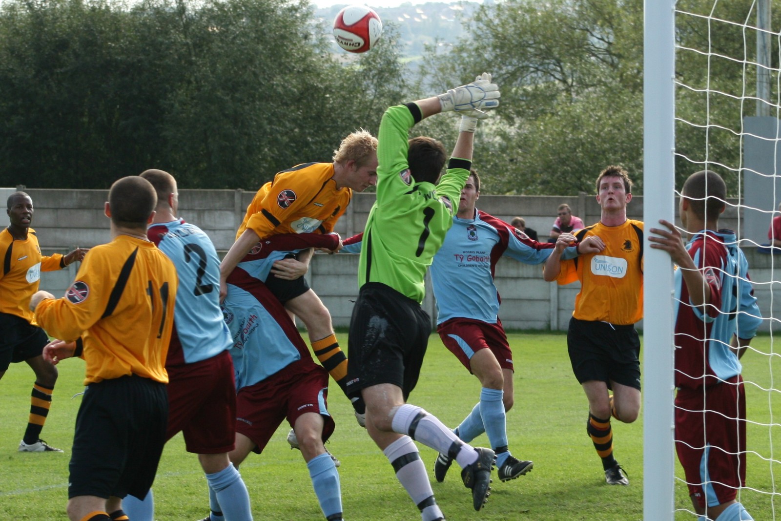 13th Sep - Ossett Albion v Colywn Bay - IMG_5502.JPG