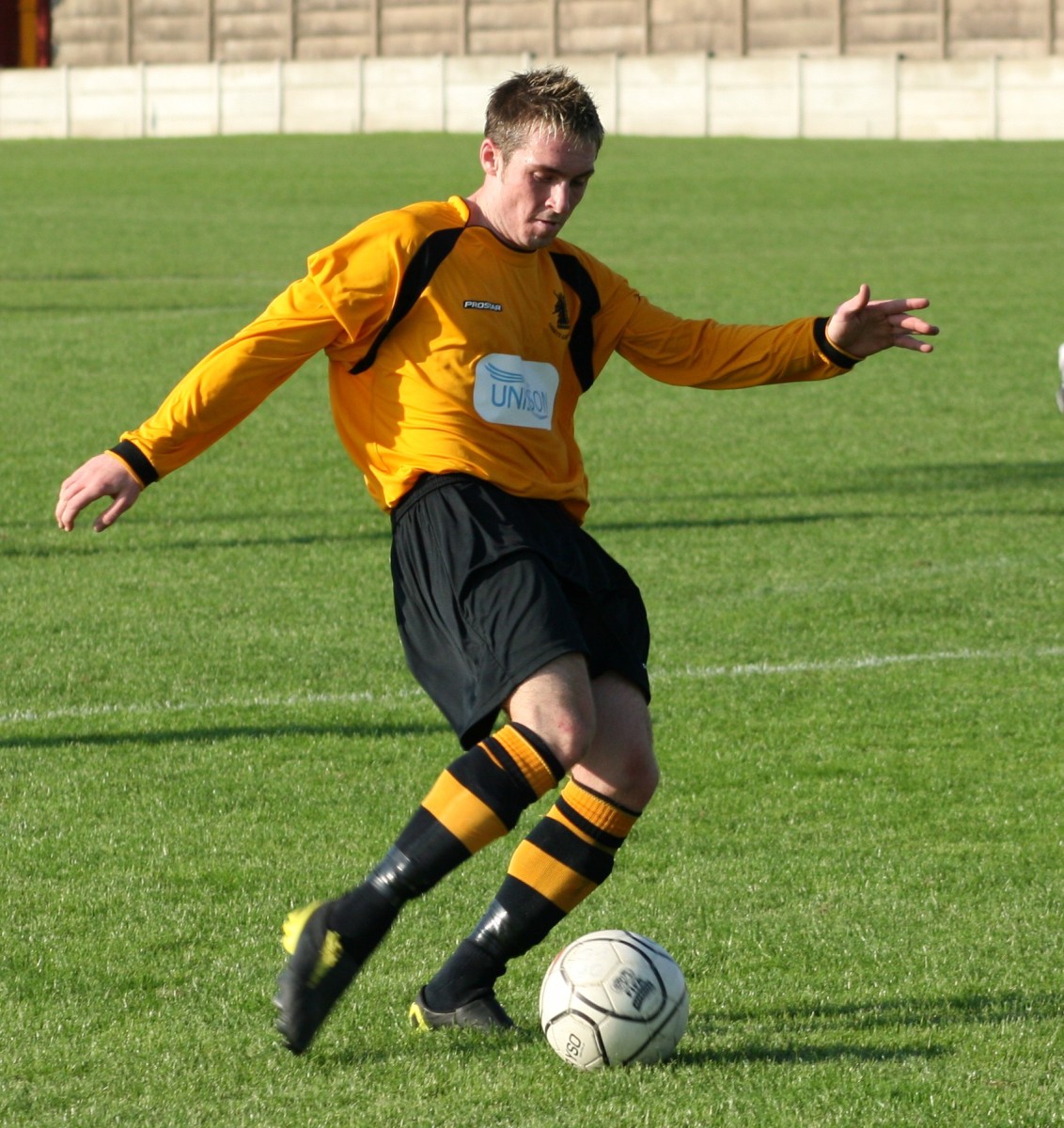 20 Sep - Ossett Albion Res v Yorkshire Amatuer Res - IMG_646