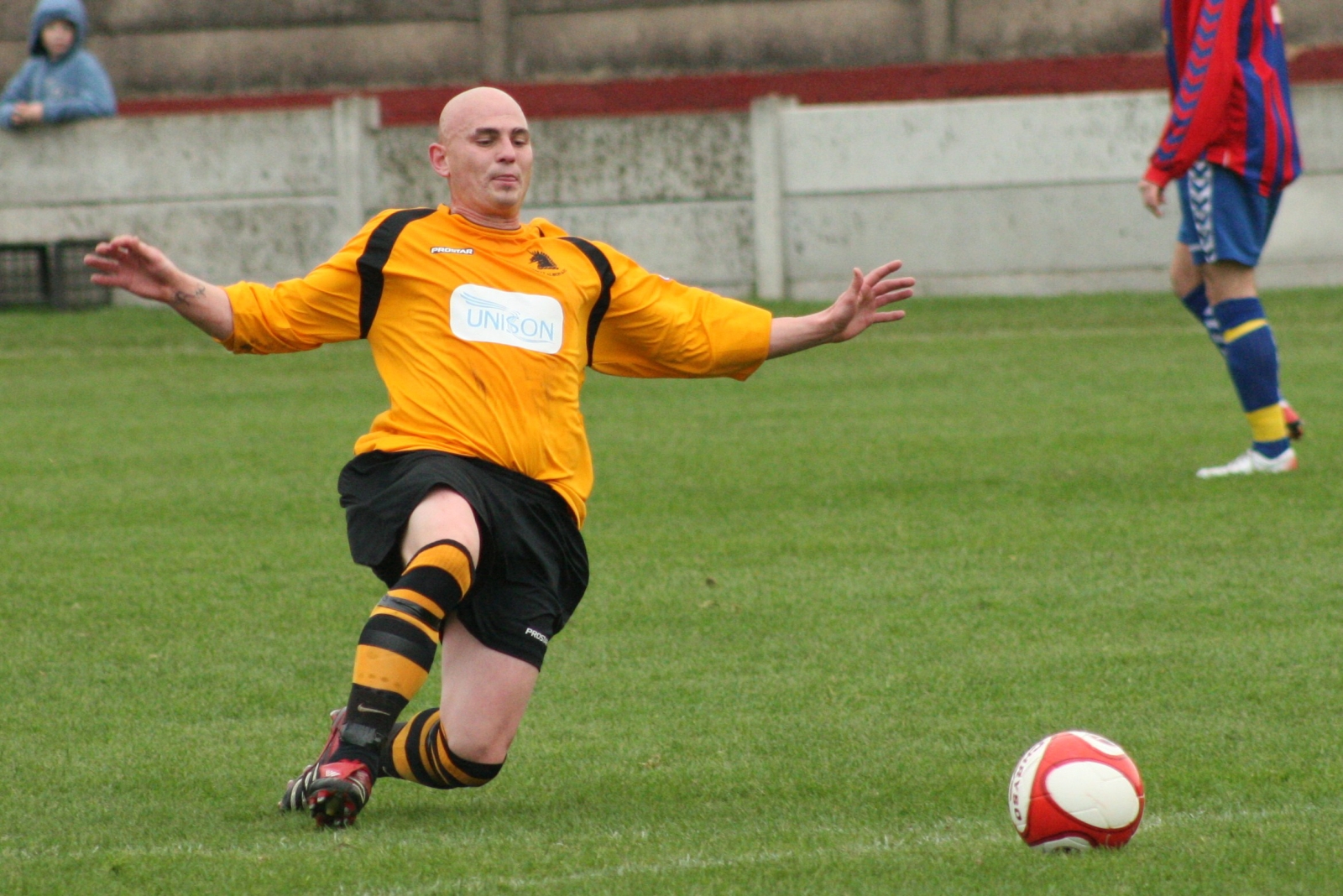 18 Oct - Ossett Albion FC v Woodley Sports FC (Unibond Div 1