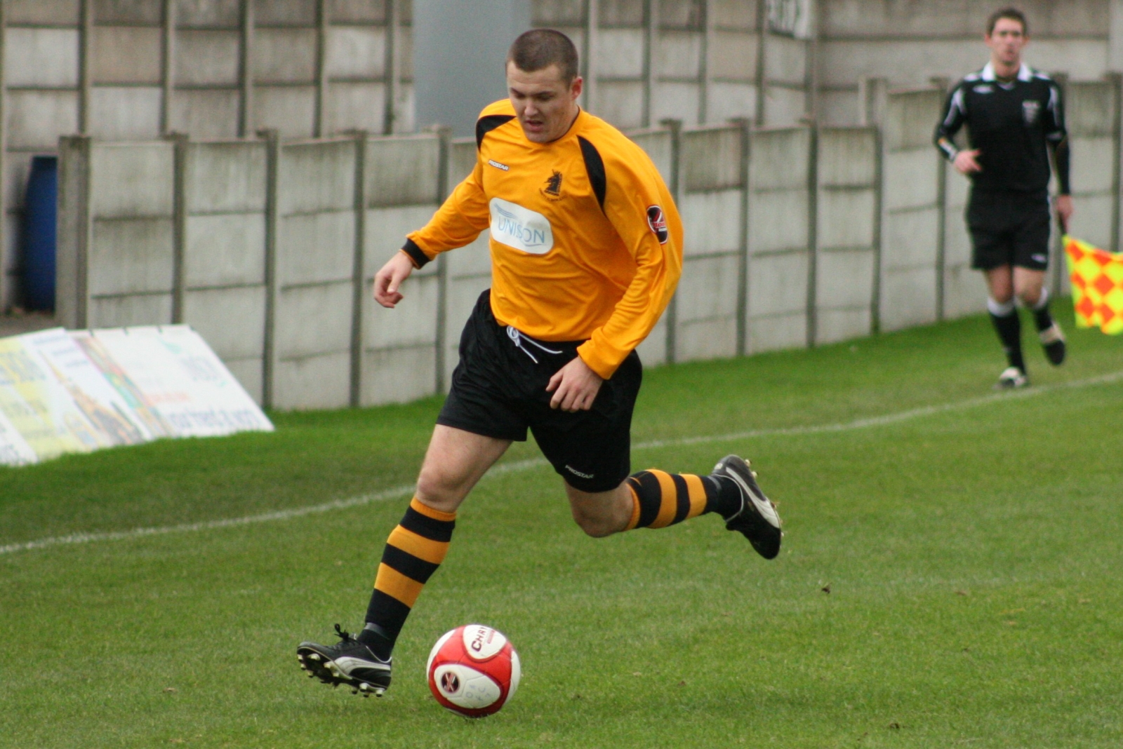18 Oct - Ossett Albion FC v Woodley Sports FC (Unibond Div 1